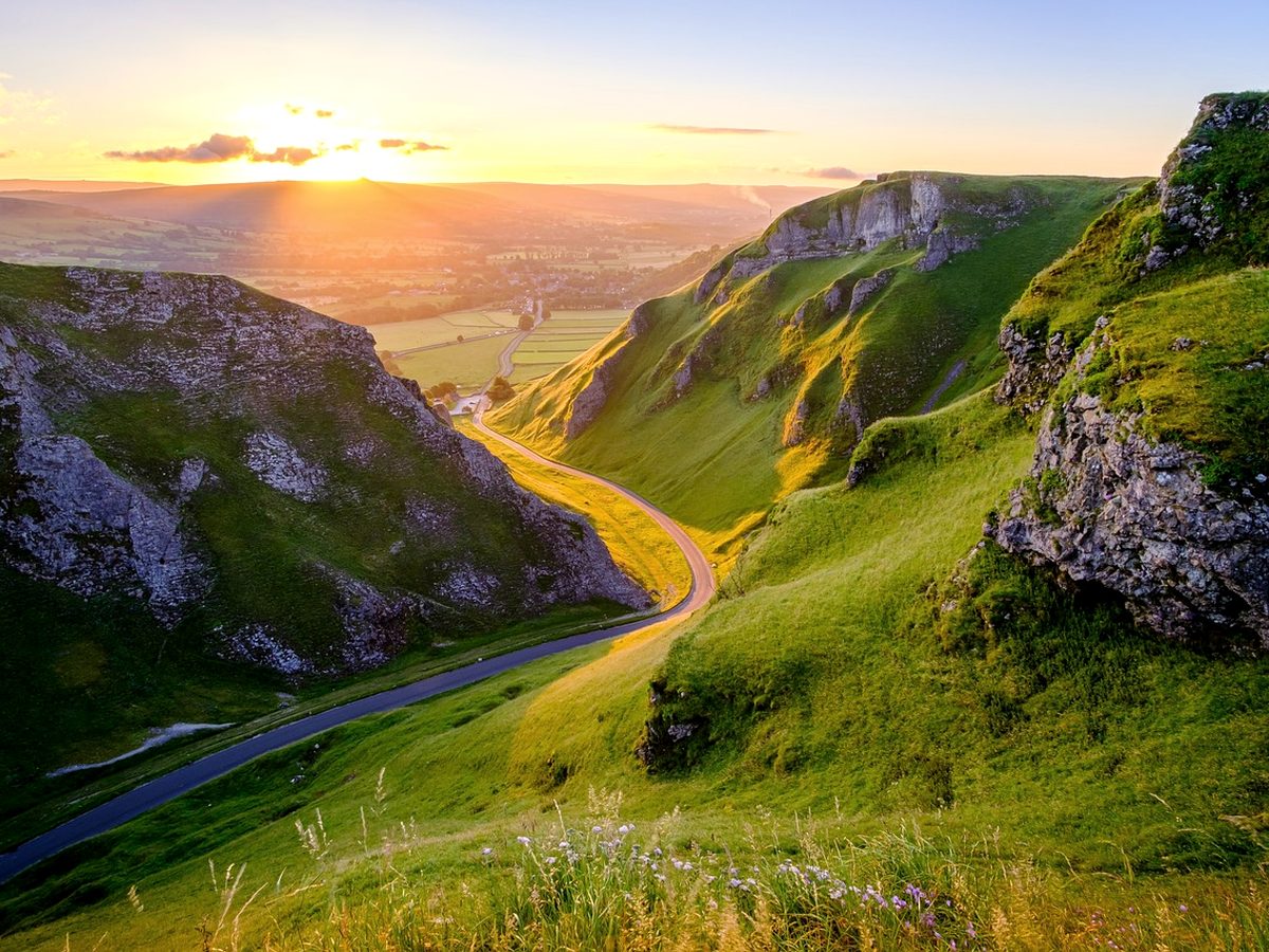 Winnats Pass near Castleton